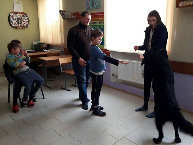 Петра Полященко с проектом  "Канистерапия. Харьков" всегда ждут в Центре "Ладо"