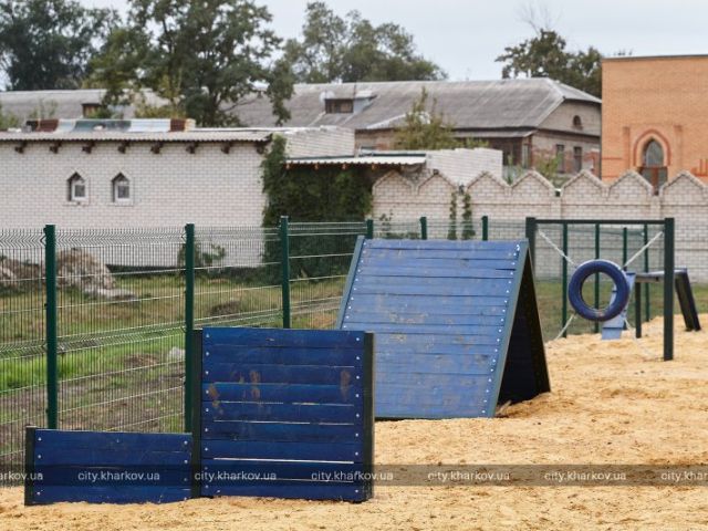 КП "Центр обращения с животными анонсирует открытие 8 новых огражденных площадок для выгула и дрессировки собак