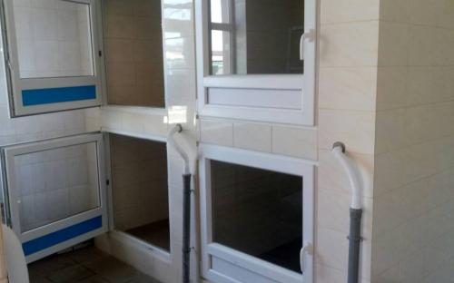 В КП "Центр обращения с животными" в зоне карантина оборудовали боксы для содержания щенков и короткошерстных собак