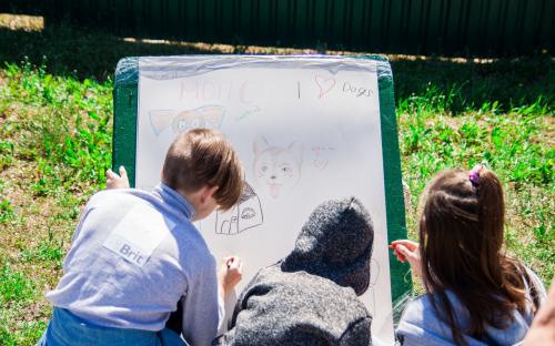 Самый масштабный в Украине пробег людей вместе с собаками