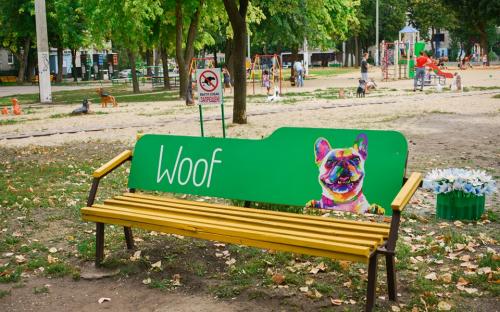 Граффити о животных нарисовали в pet-friendly дворе по ул. Библика, 1а